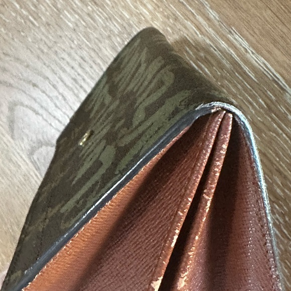 LOUIS VUITTON Limited Edition Stephen Sprouse Green Graffiti Wallet - Picture 7 of 15